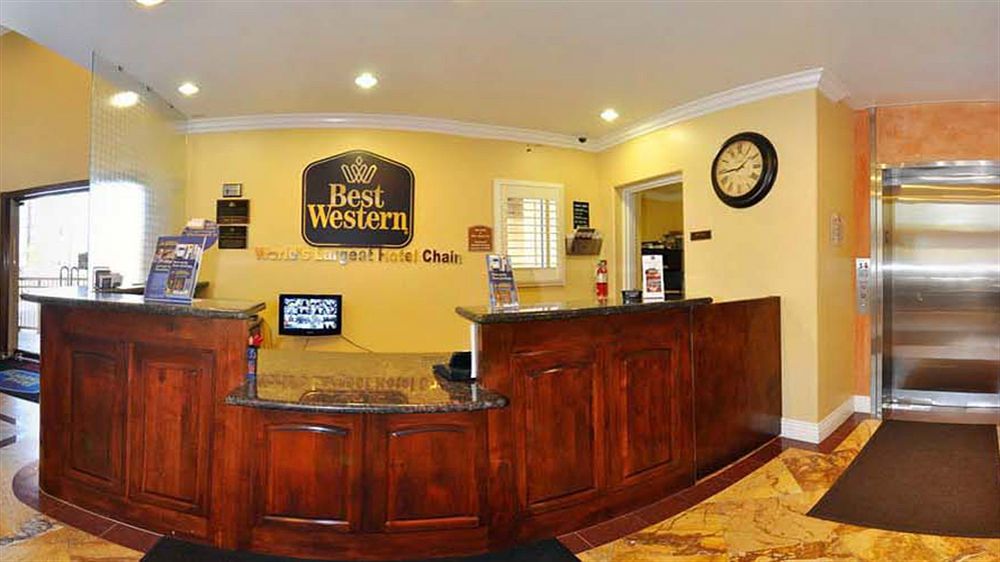 Best Western Burbank Airport Inn Лос-Анджелес Экстерьер фото