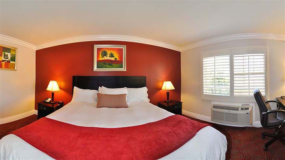 Best Western Burbank Airport Inn Лос-Анджелес Экстерьер фото