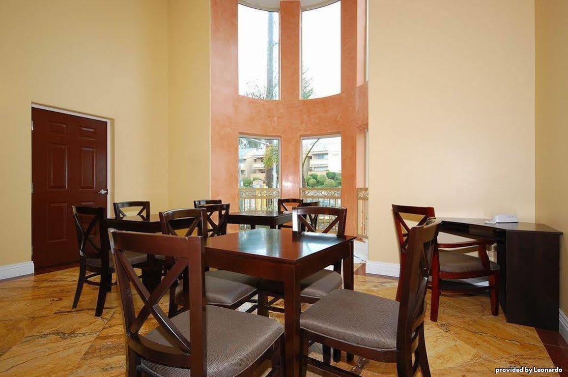 Best Western Burbank Airport Inn Лос-Анджелес Ресторан фото